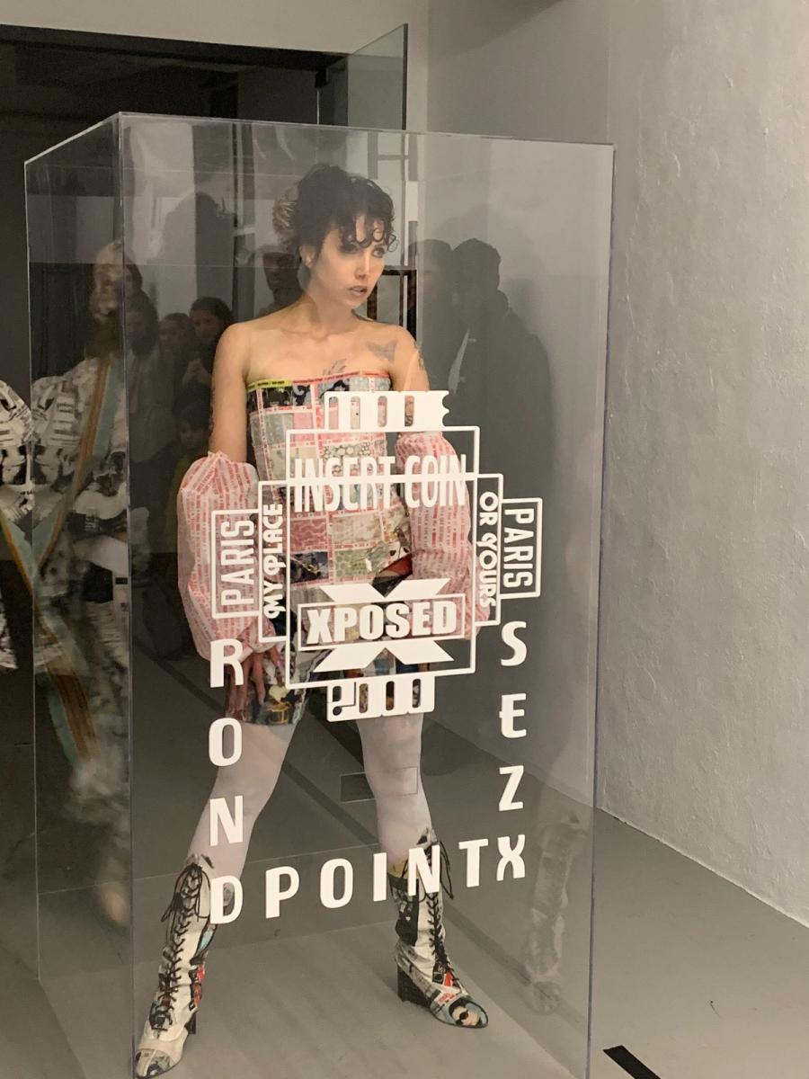 Collection 006 - SEZX look