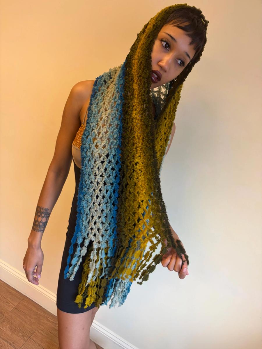Victorian Blue Green Ombré Knit Scarf  product image