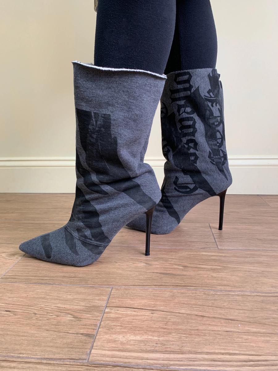 'Enfer' Runway Sample Slouchy Heels in Dark Gray product image