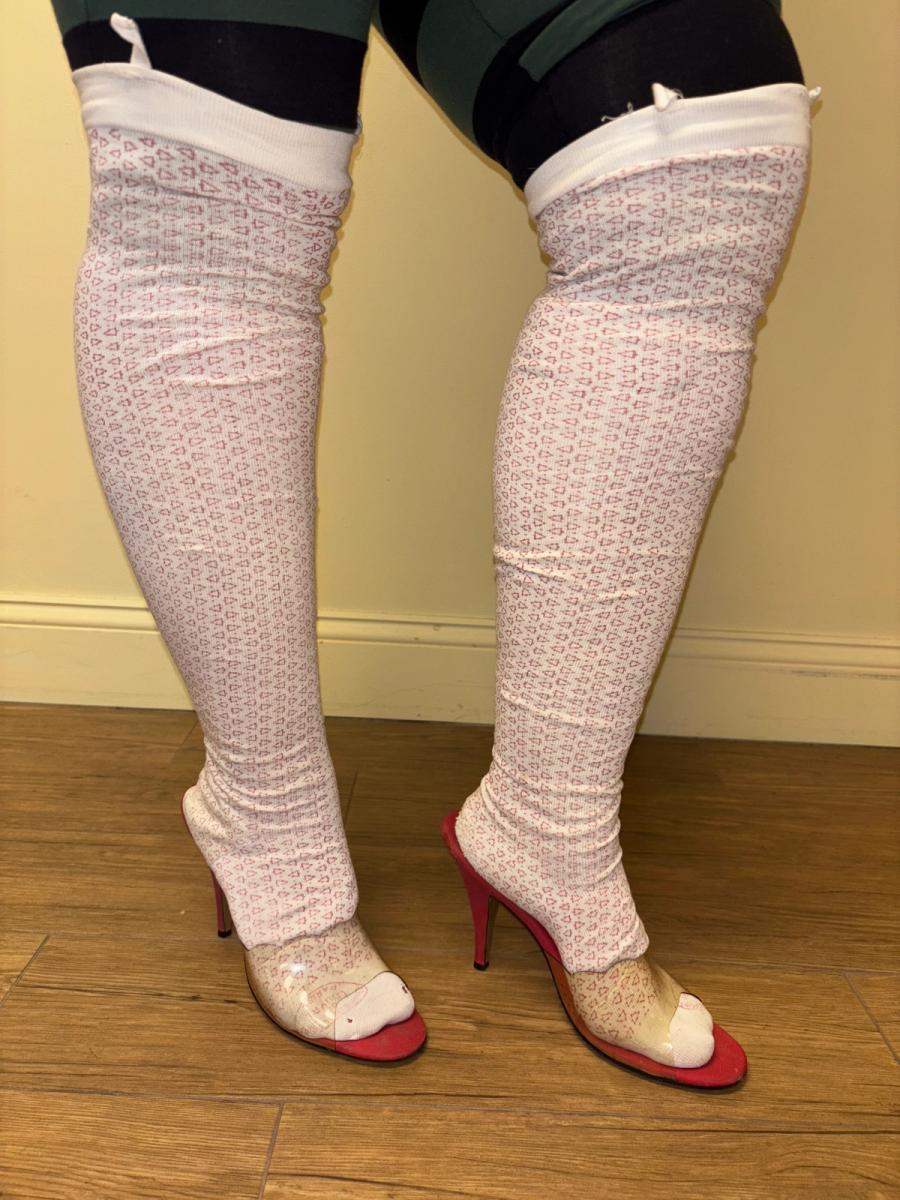 1890s Triangle Print Louvre Stockings  product image