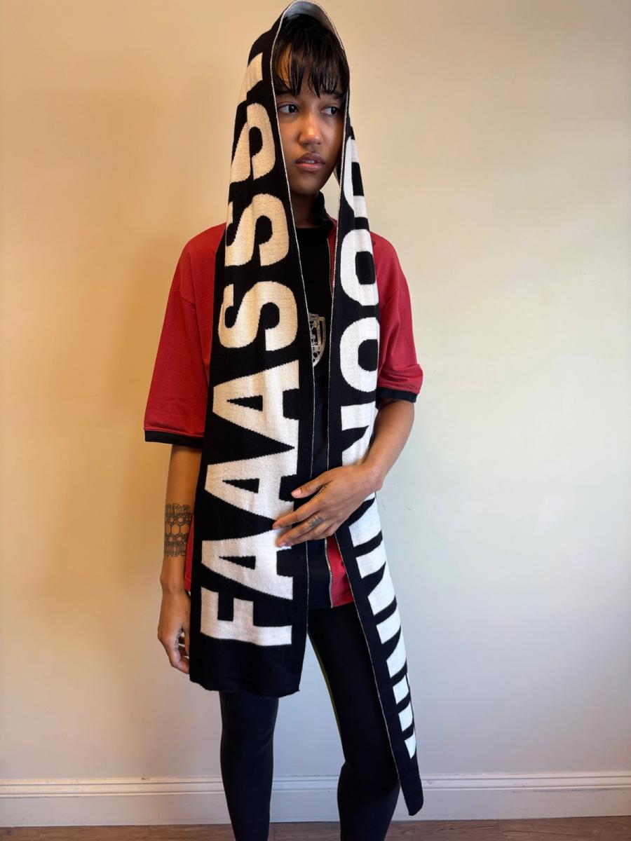 Jeremy Scott Faaassshhiooonnnn!!! Scarf product image