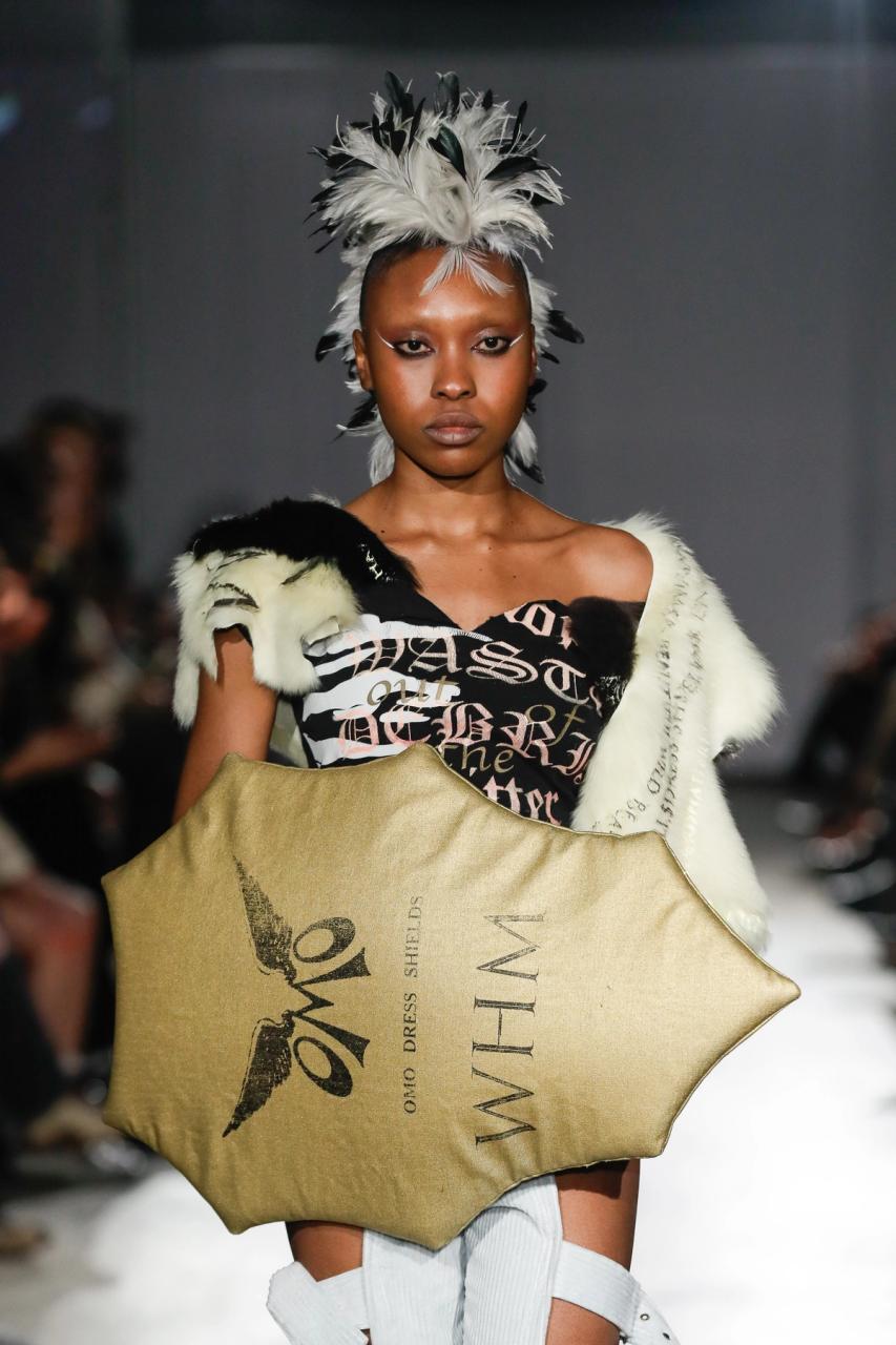 Collection 007 - ENFER look