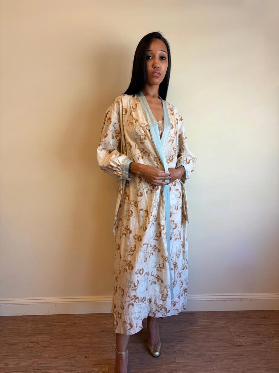 1890s or early 1900s Pastel Flannel Robe product image