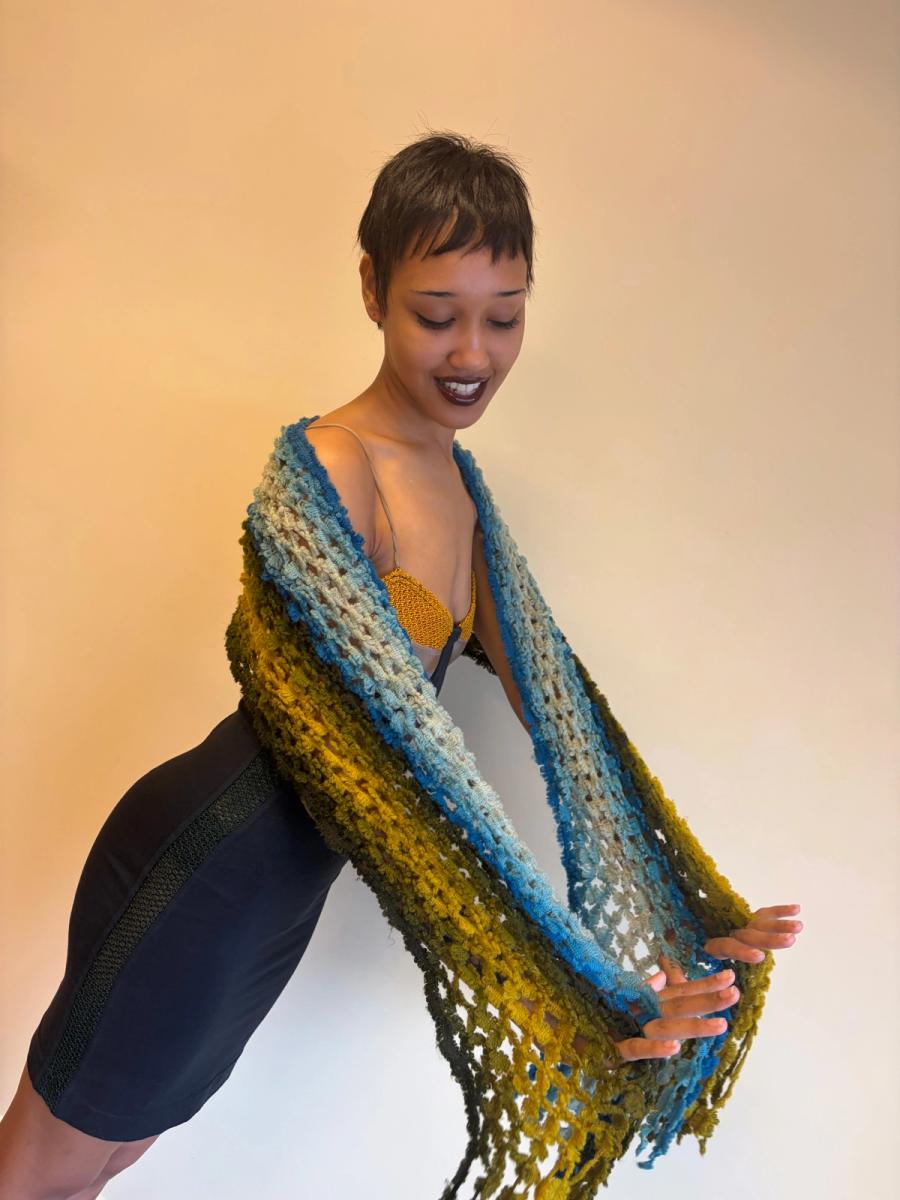 Victorian Blue Green Ombré Knit Scarf  product image