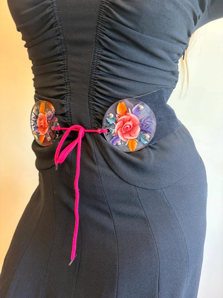 80s Reverse Carved Lucite Flower Belt product image