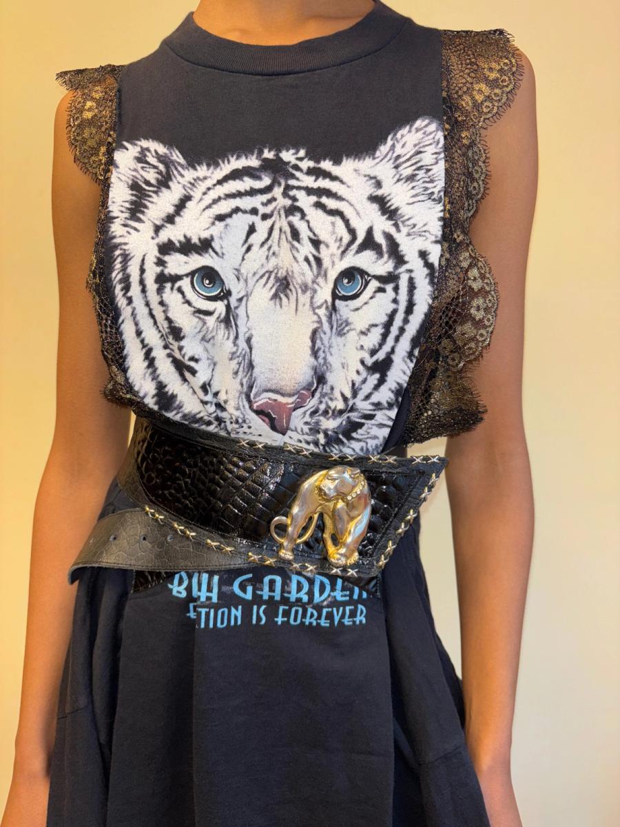 80s Jaguar Leather Belt product image