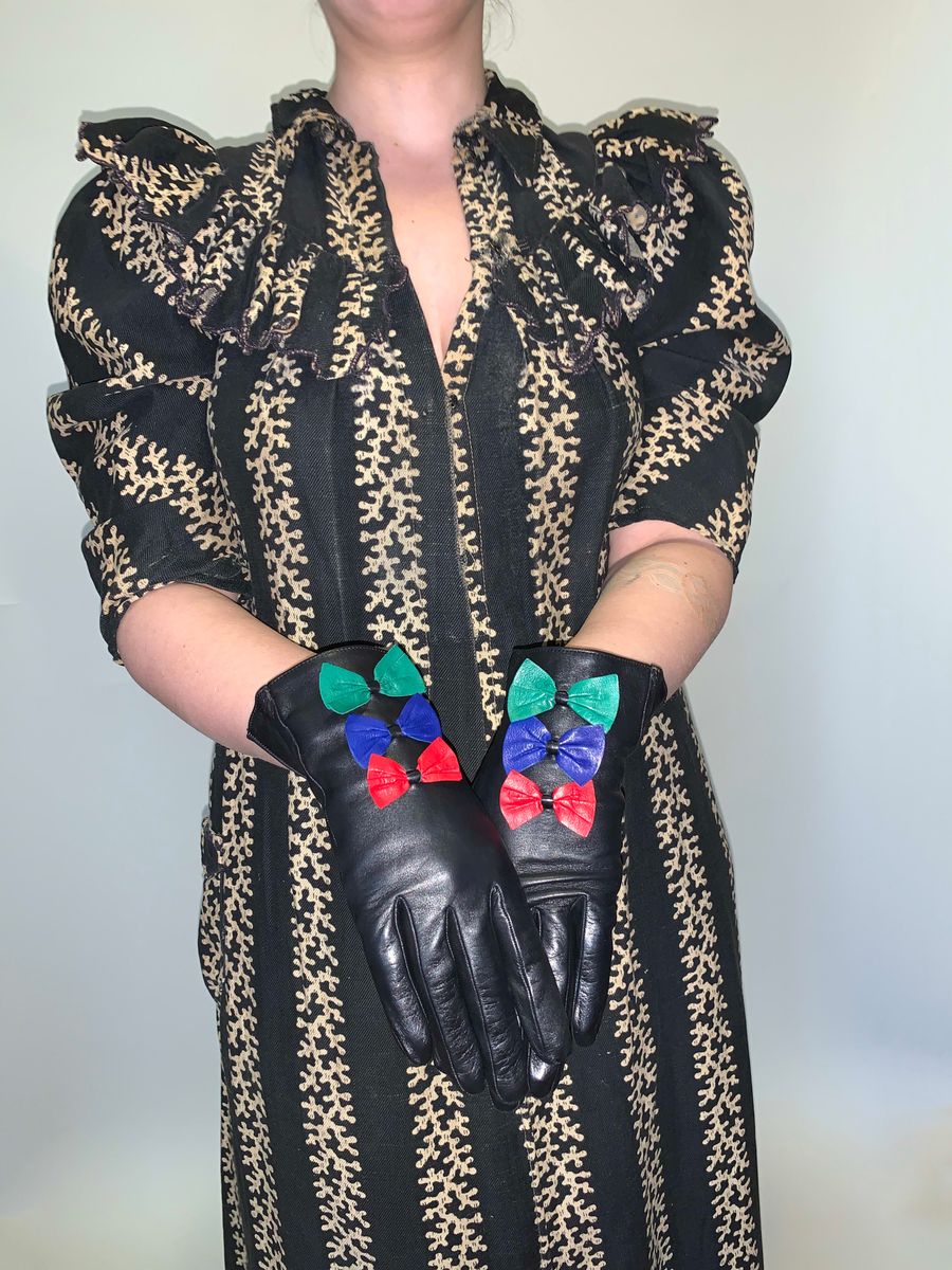 Lolita Lempicka Leather Bow Gloves product image