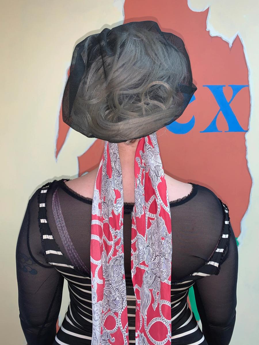 1940s Horse Print "Scarf-A-Net" Headpiece product image