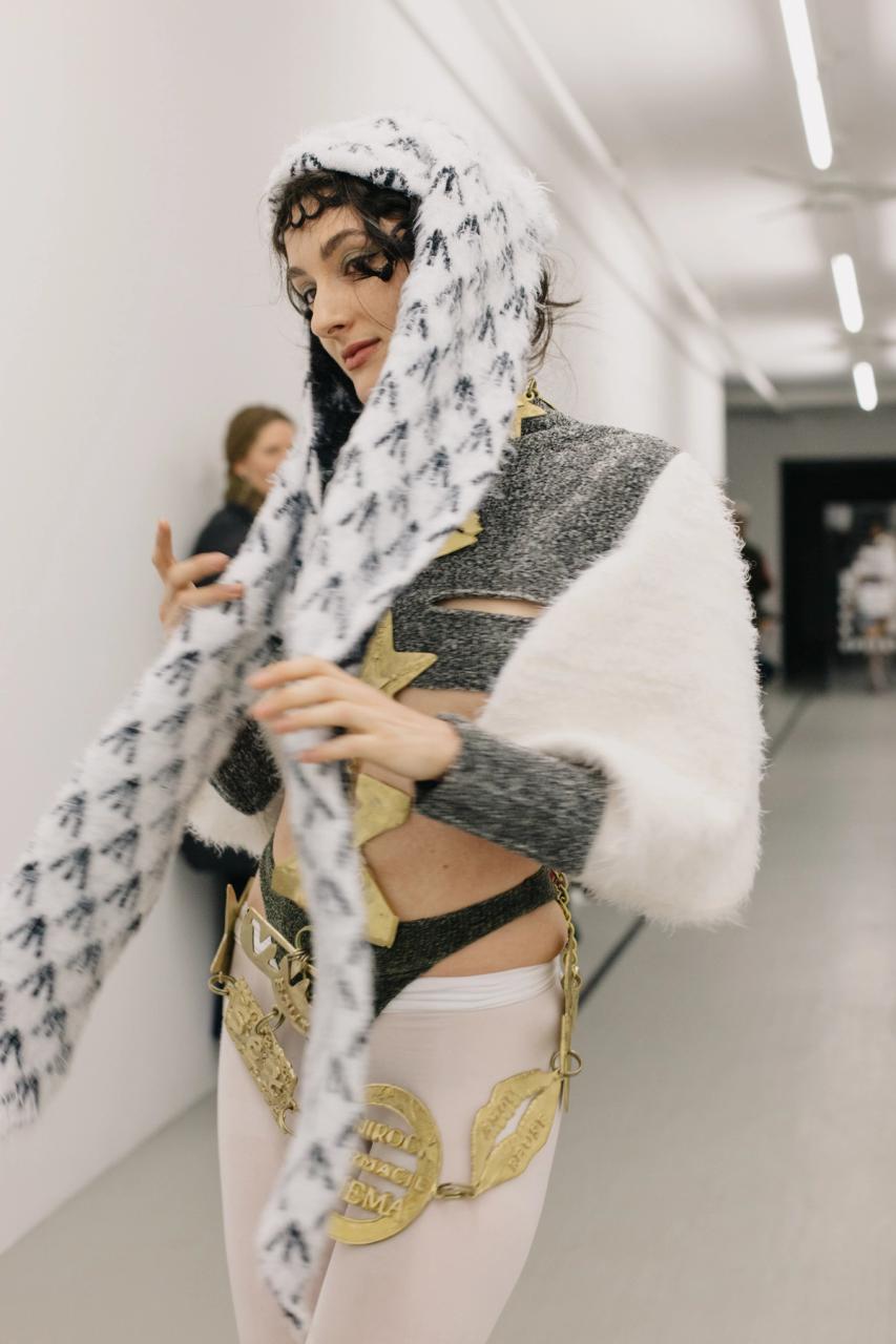 Collection 006 - SEZX look