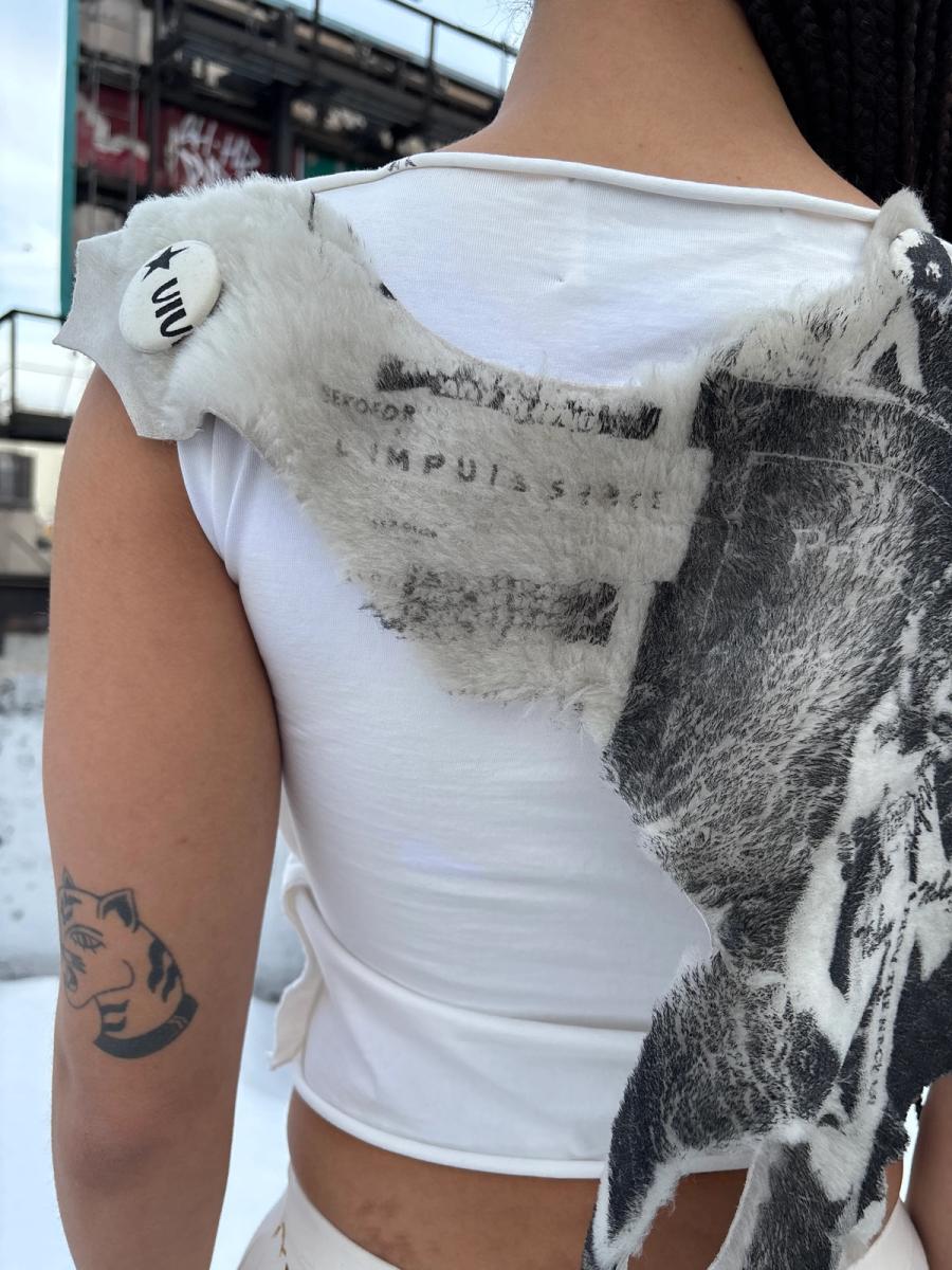 NANA Detachable Fur Tee 1 product image