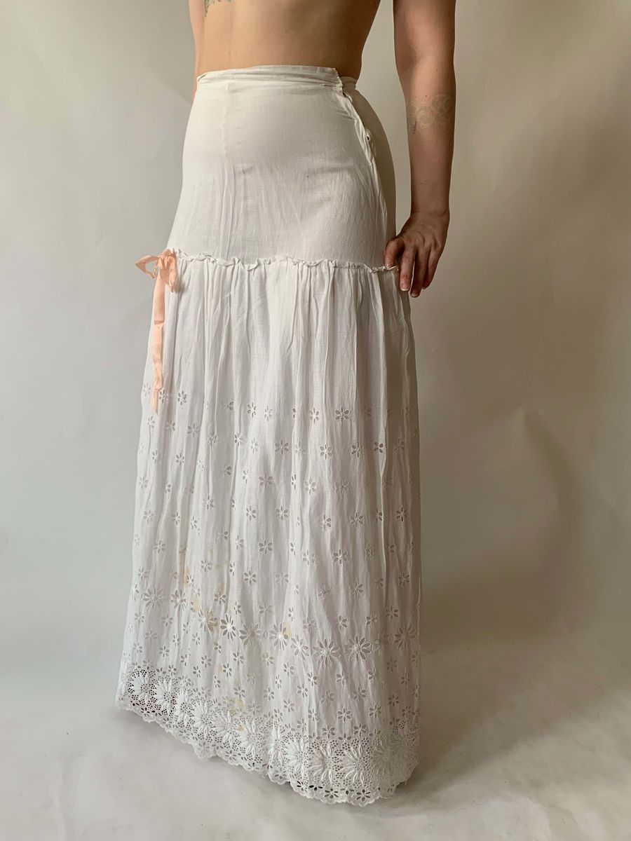 Rare c 1908 Eyelet Daisy Formal Tea Skirt product image