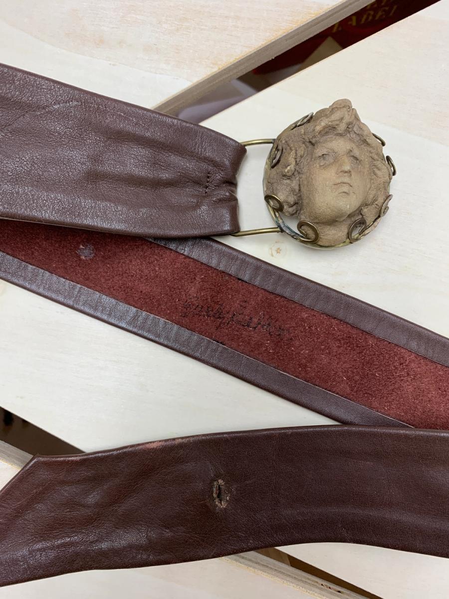 Vintage Sculpted Face Belt product image