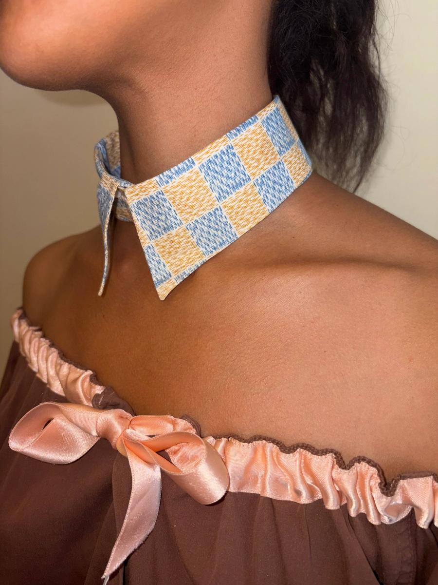 1890-1900 Detachable Patterned Collar Pair  product image