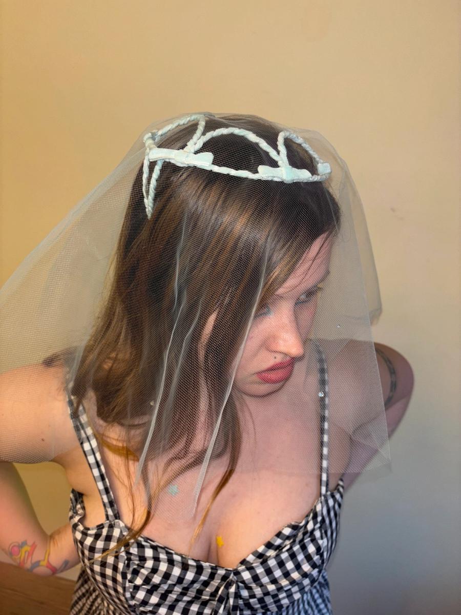 1950s Fascinator with Rhinestone Veil  product image