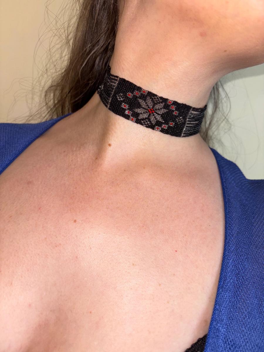 1920s Glass Beaded Choker product image