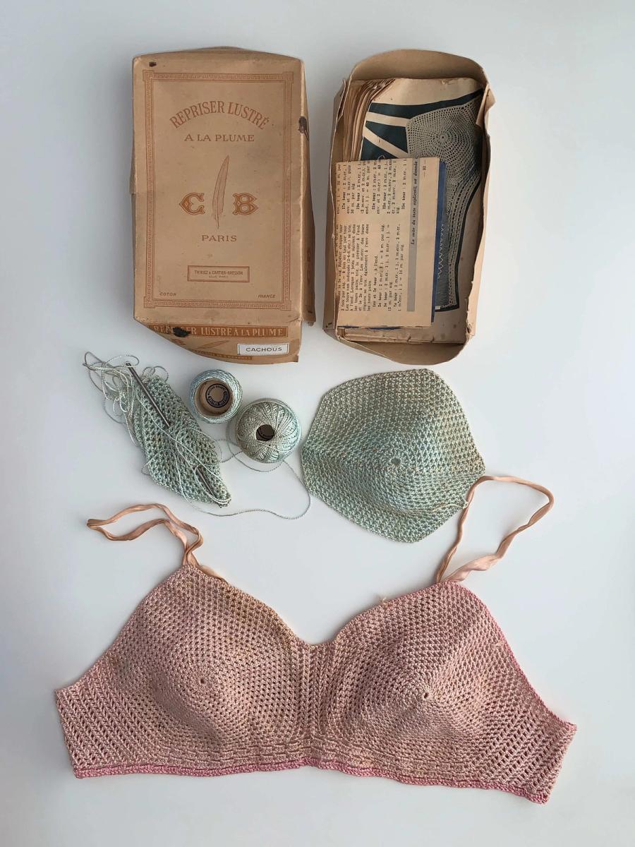 1938 Antique Crochet Bra and French Instructional Set