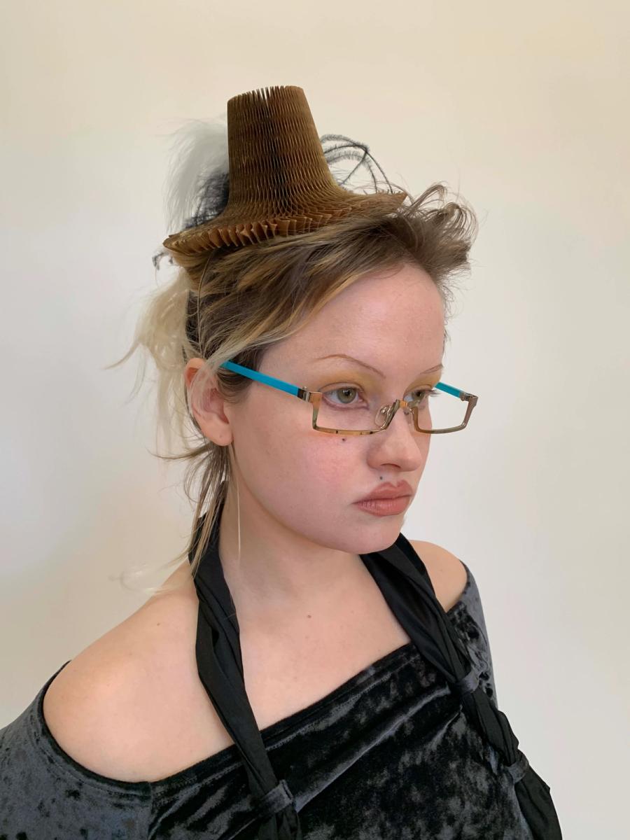 Chapeàu Claudette Paper Fascinator product image