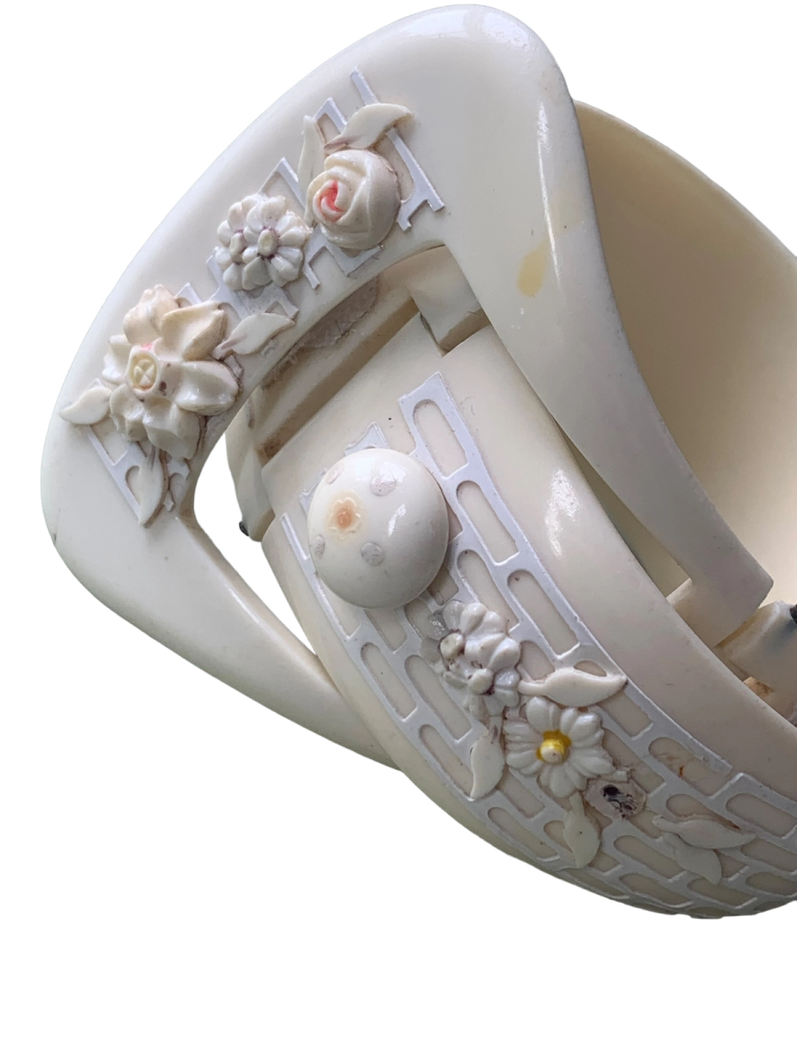 20s/30s Celluloid Buckle Bangle Set product image