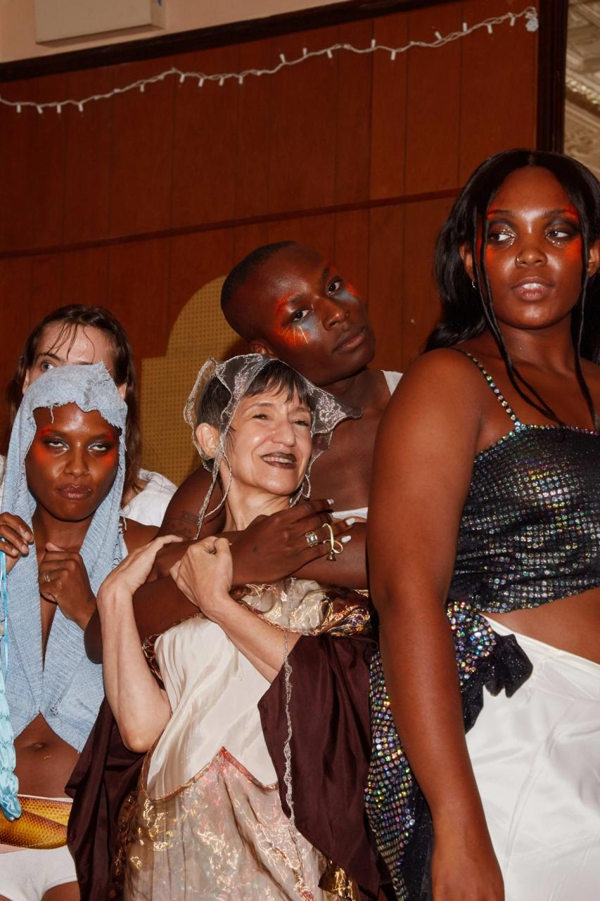 Collection 003 - Frauveldt look