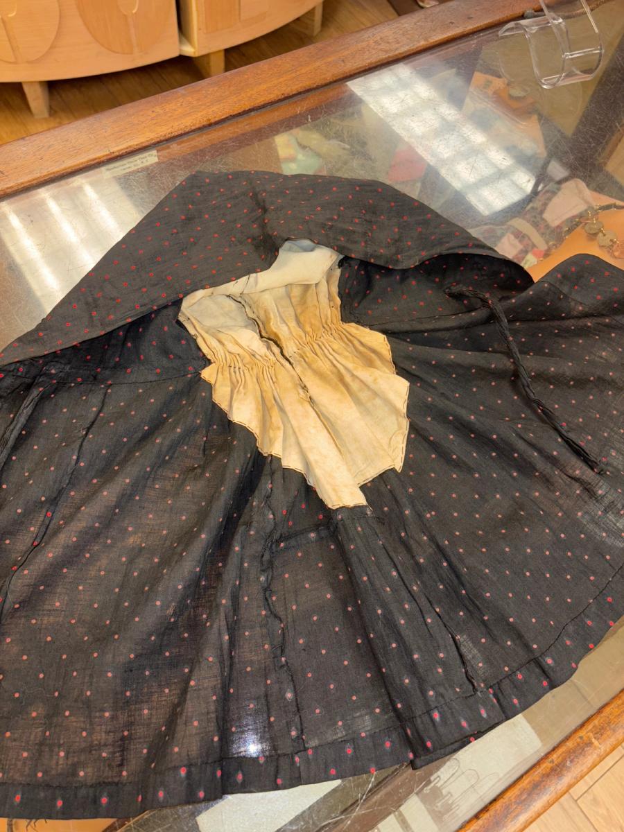 Antique Sunbonnet with Black & Red Dots  product image