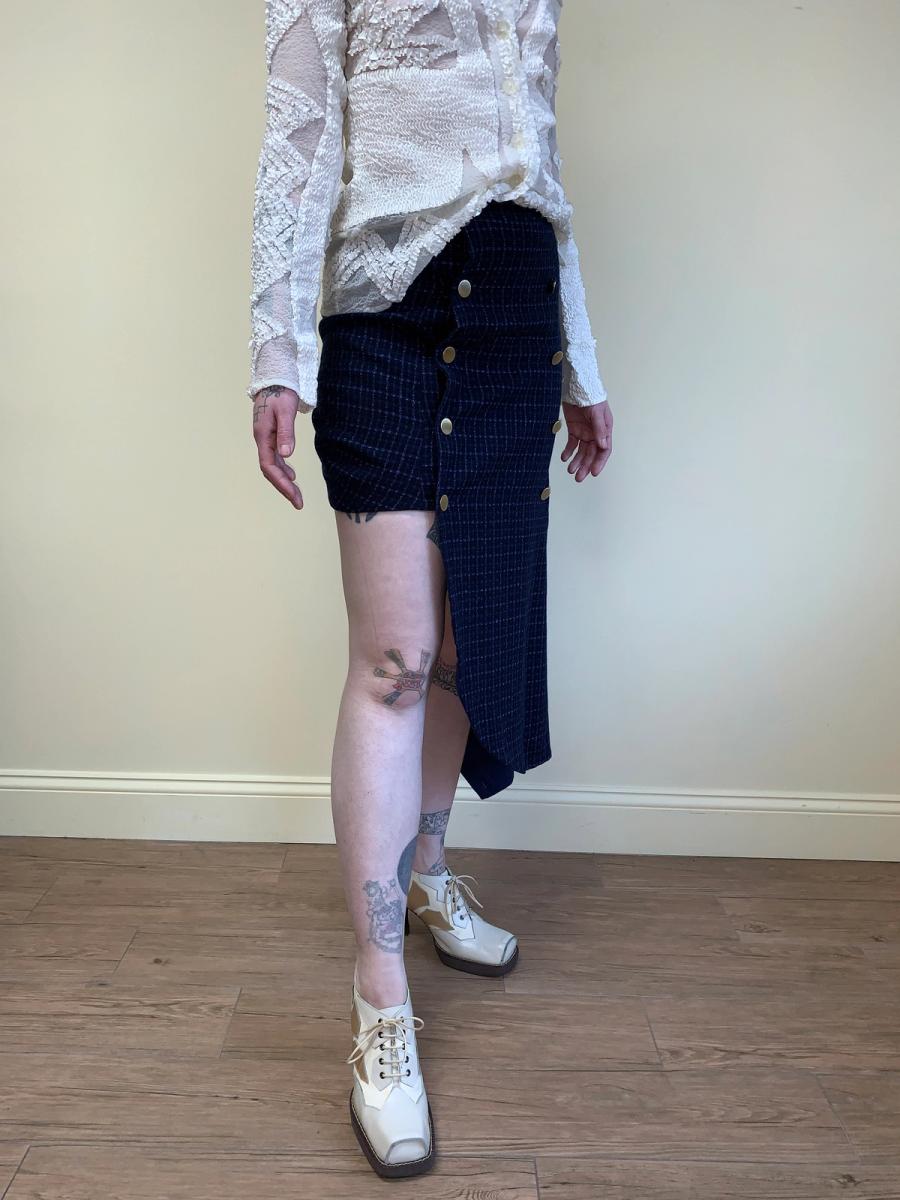 20471120 Plaid Asymmetrical Button Skirt product image