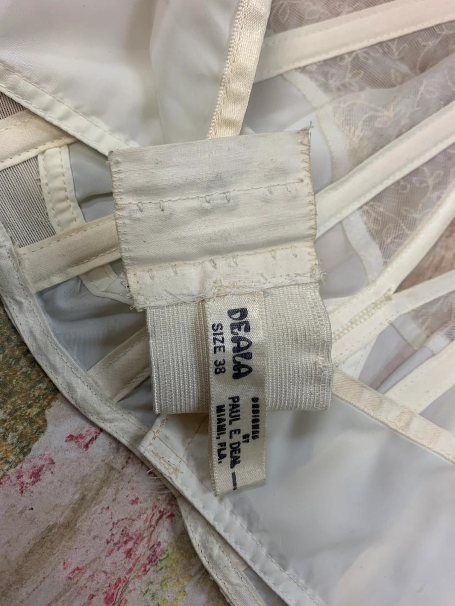 1950s Boned Strapless Bra product image
