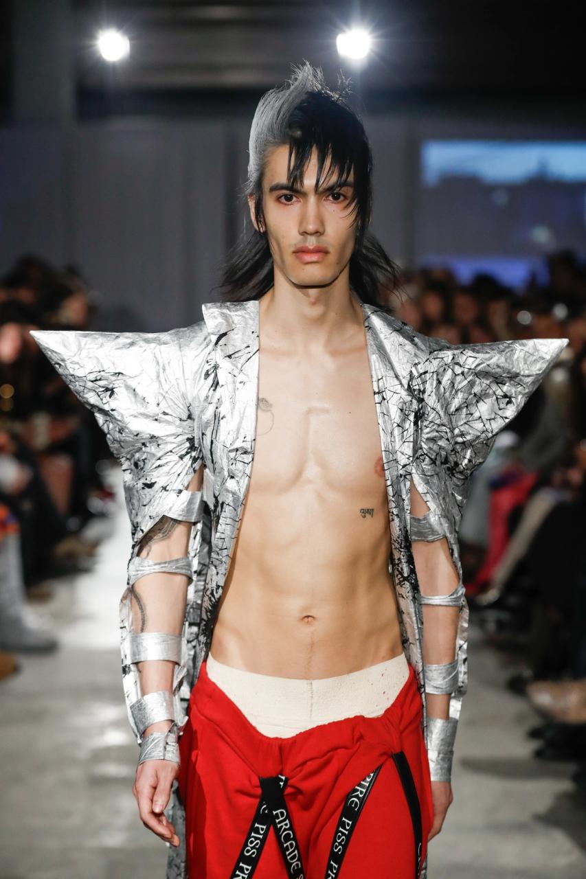 Collection 007 - ENFER look