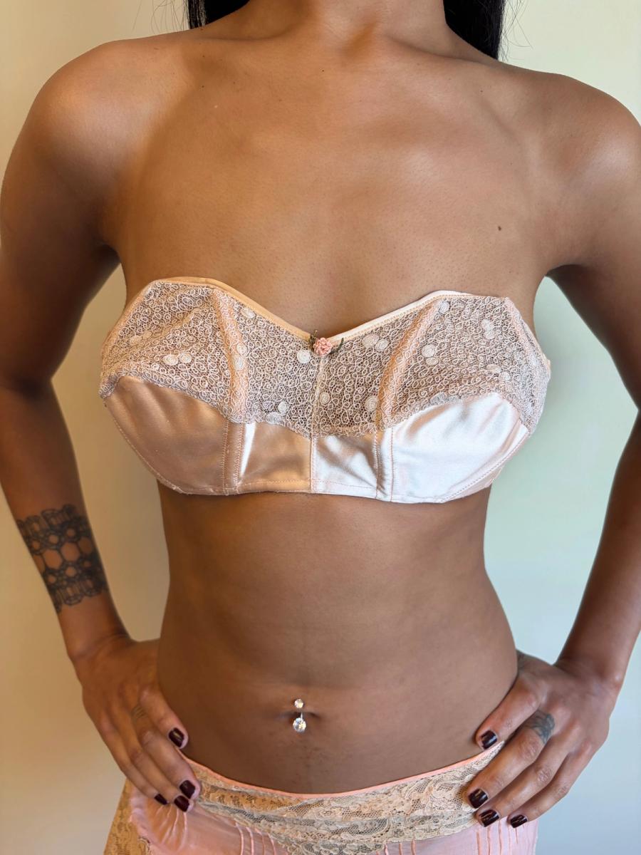 1940s "Felina" Cathedral Strapless Bra  product image