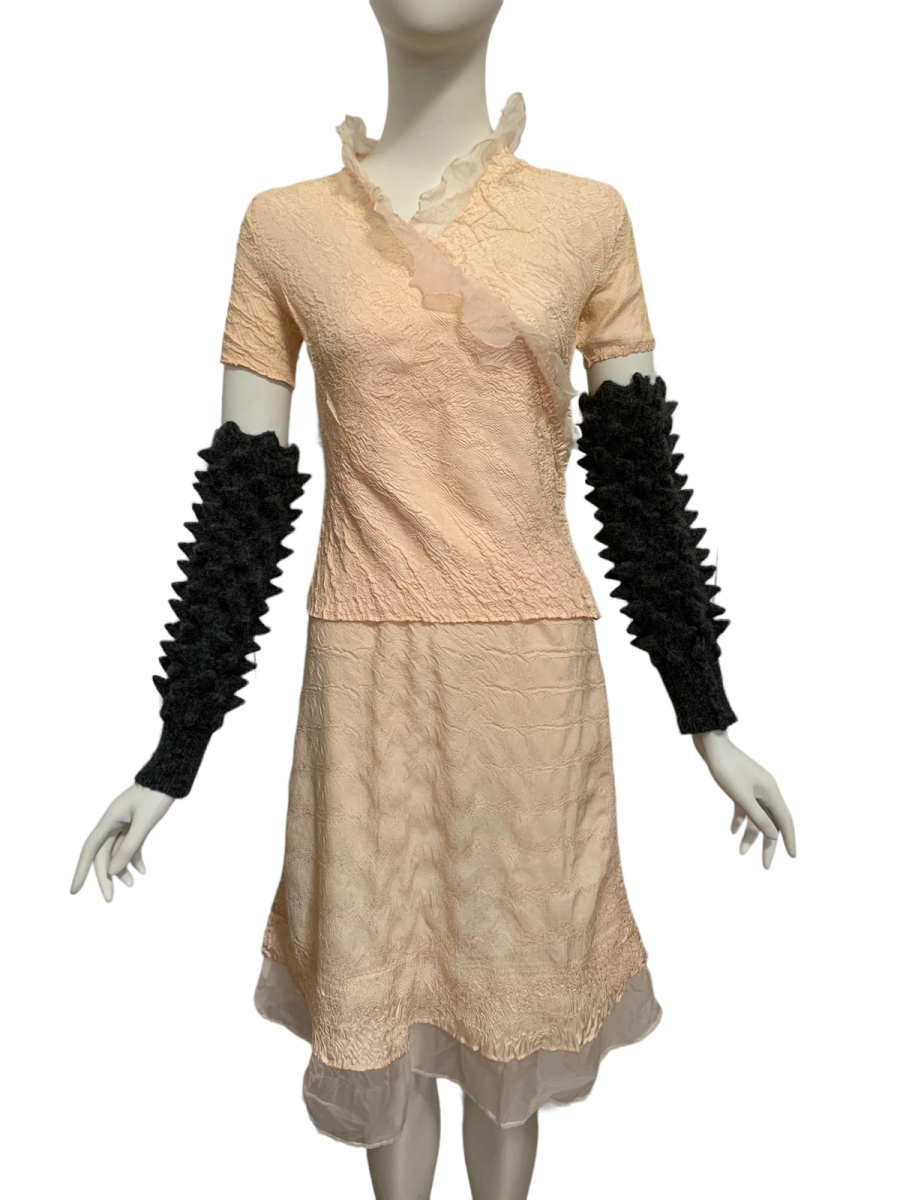 Yoshiki Hishinuma Pink Pleated Set product image