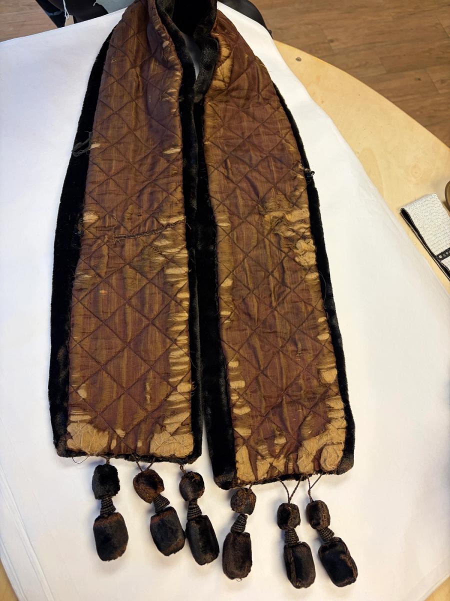 Edwardian Velveteen Scarf and Muff Set product image