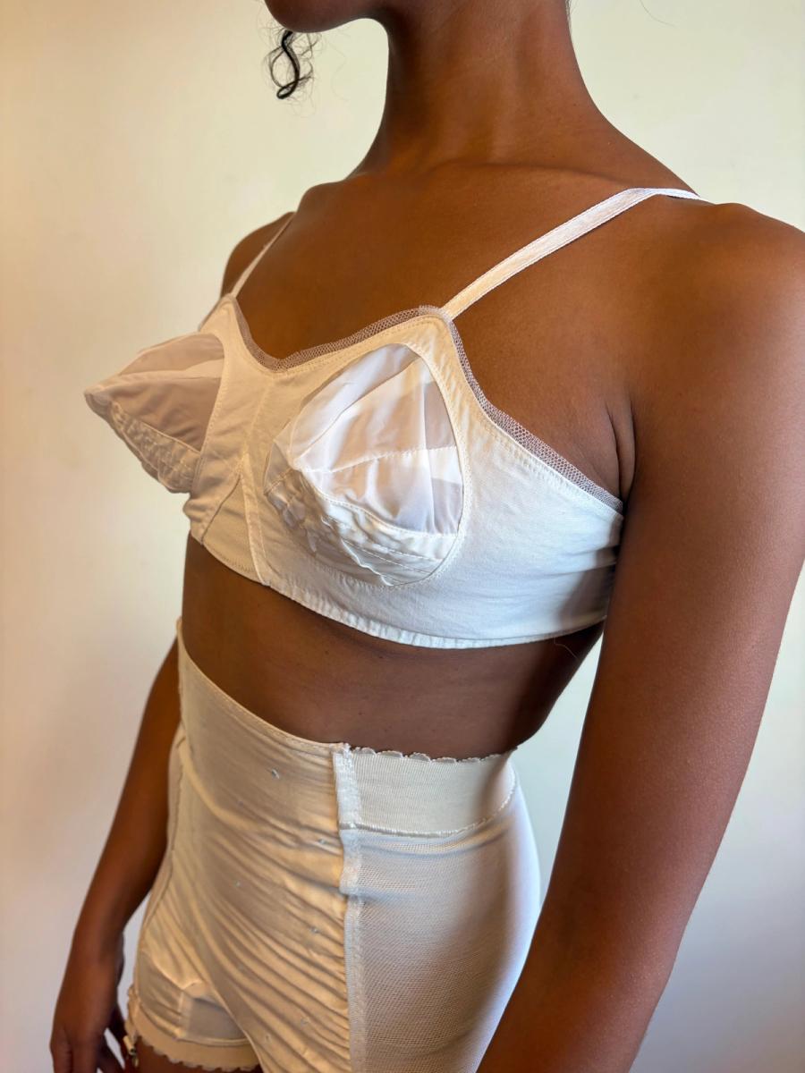 1940s-50s Italian Torpedo Bra product image