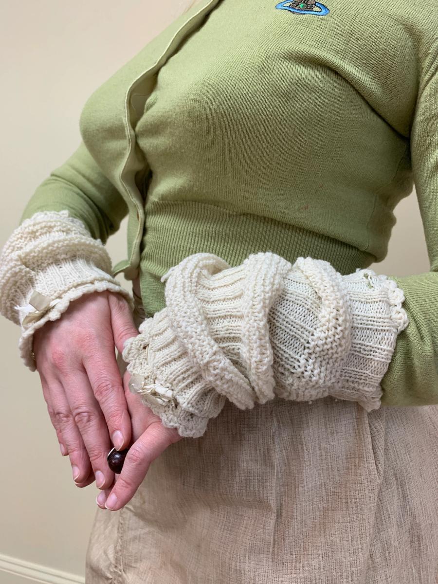 Victorian Knit Arm Warmers product image