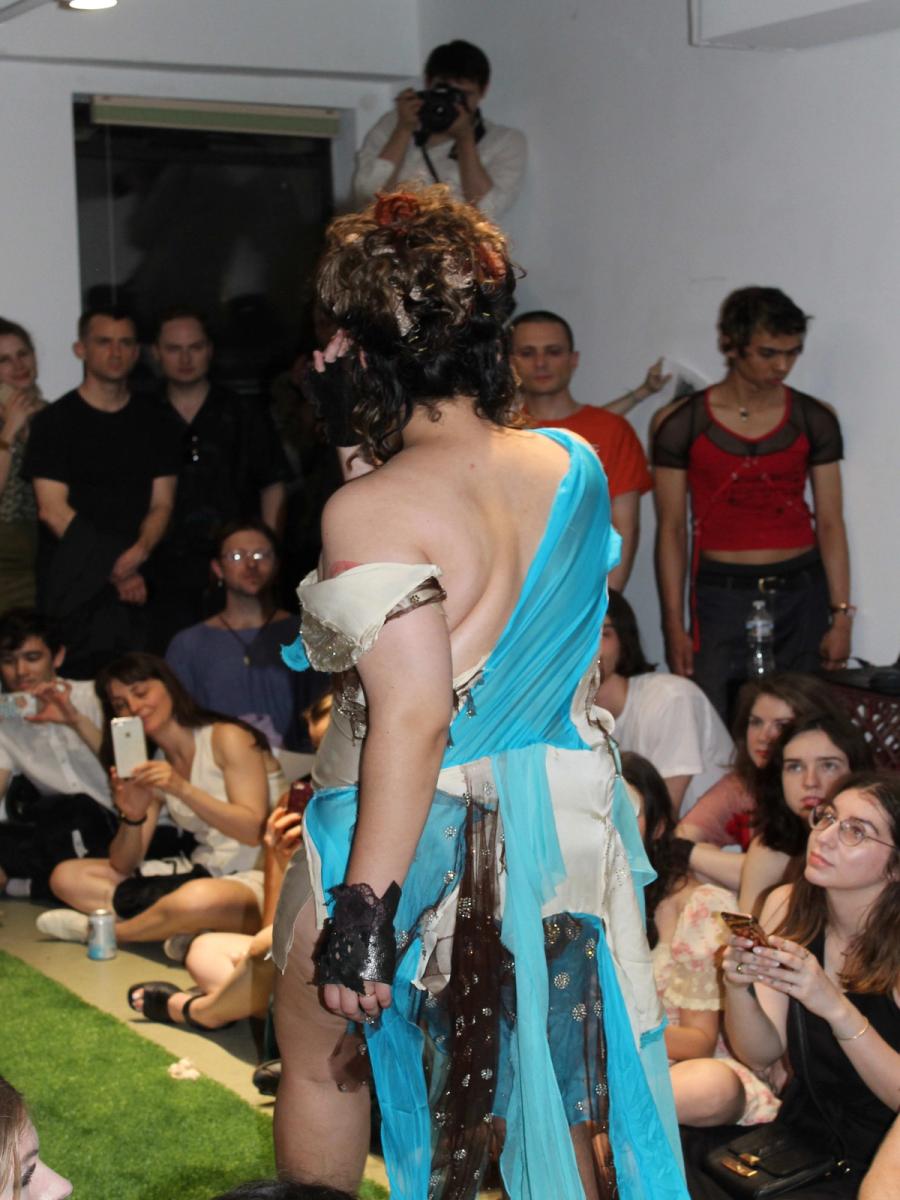 Collection 004 - Mew+ look