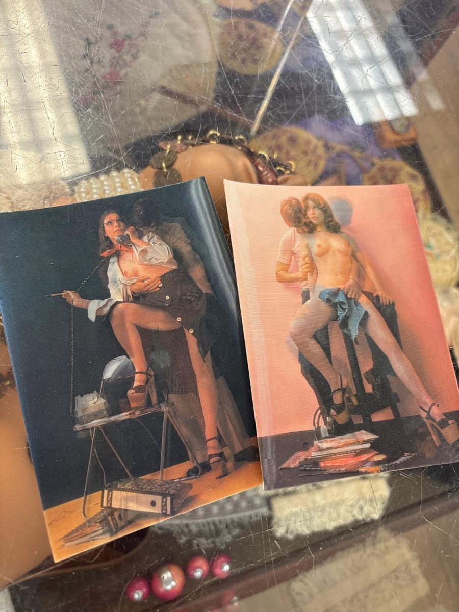 Vintage Sexy Lenticular Postcard Set product image
