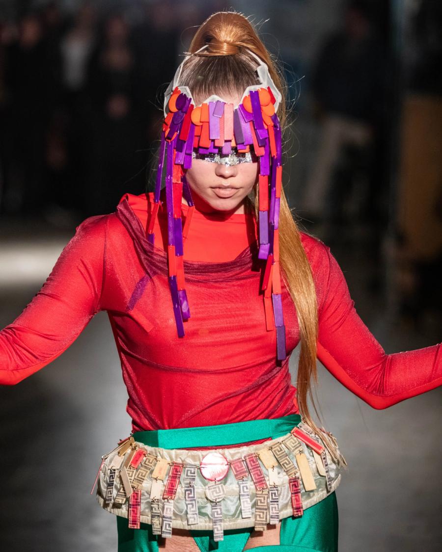 Collection 009 - DEAD CURRENCY look