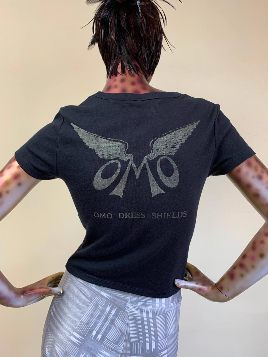 "Enfer" Rot Text & Back Wings T-shirt - Large product image