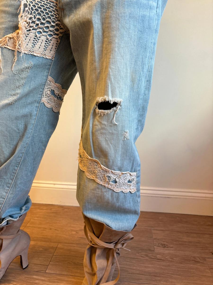 Sunao Kuwahara Lacey Distressed Denim Pants product image