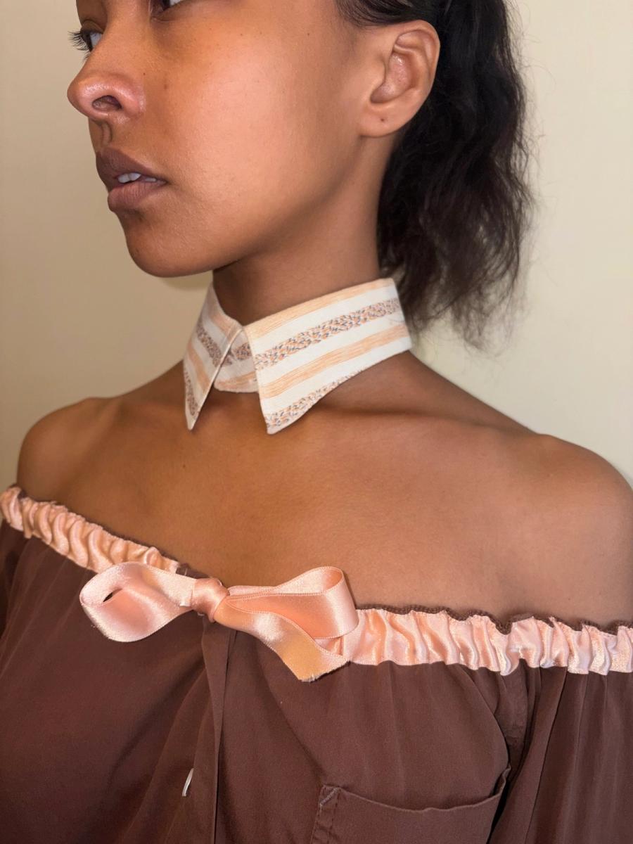 1890-1900 Detachable Patterned Collar Pair product image