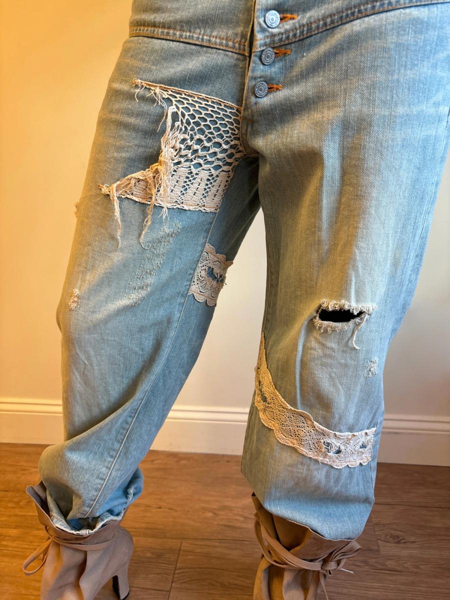 Sunao Kuwahara Lacey Distressed Denim Pants product image