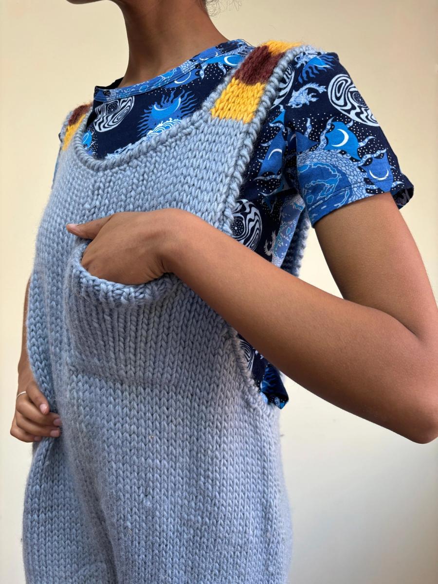 90s Pile of Trash Bee and Honeycomb Knit Jumper product image