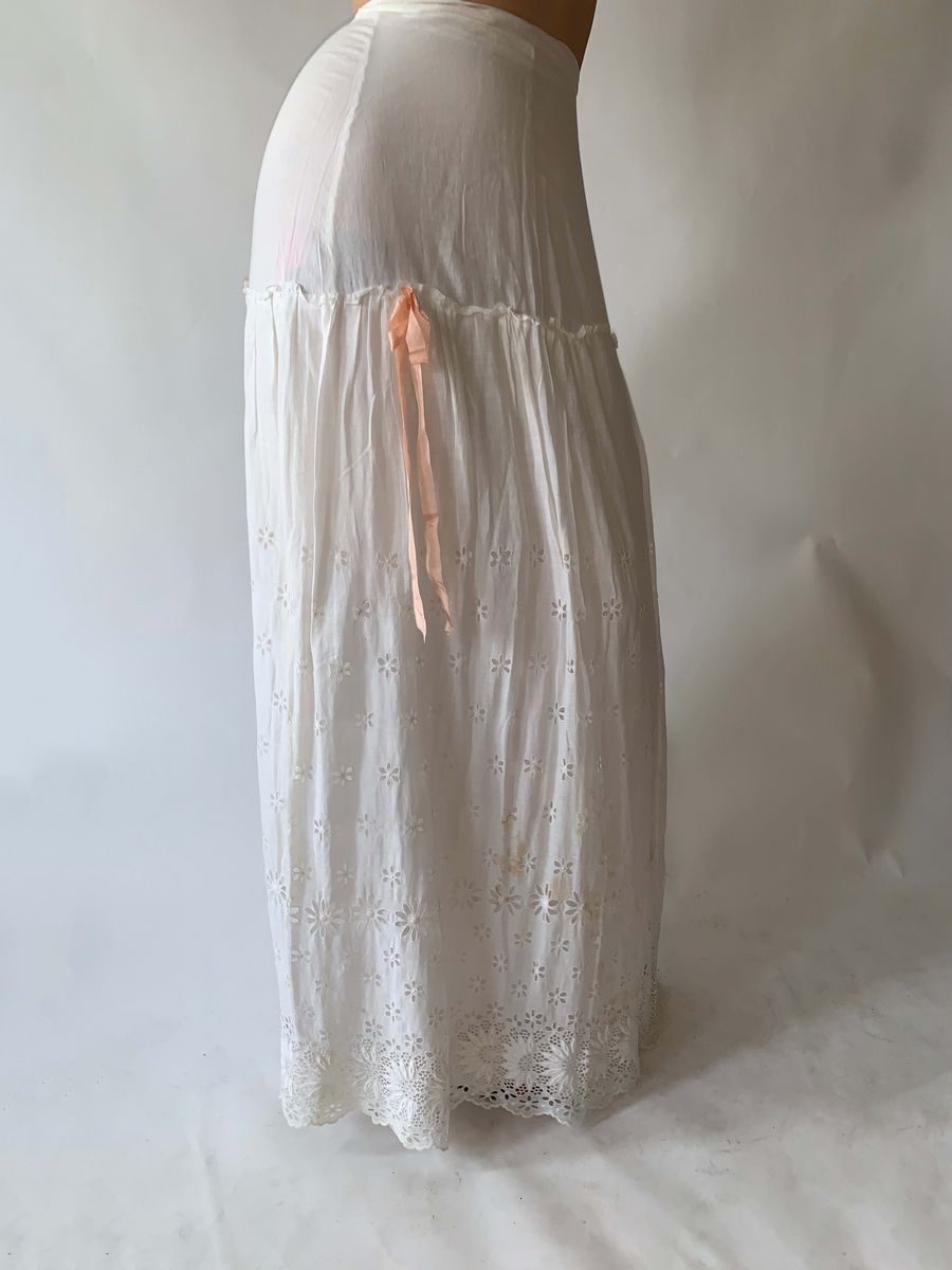 Rare c 1908 Eyelet Daisy Formal Tea Skirt product image