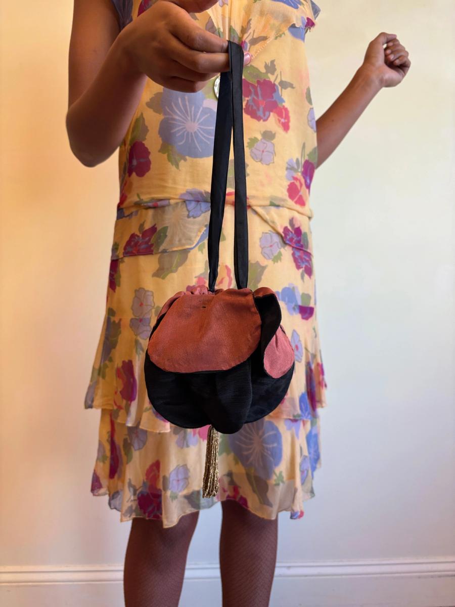 1890s or 1900s Flower Petal Purse product image