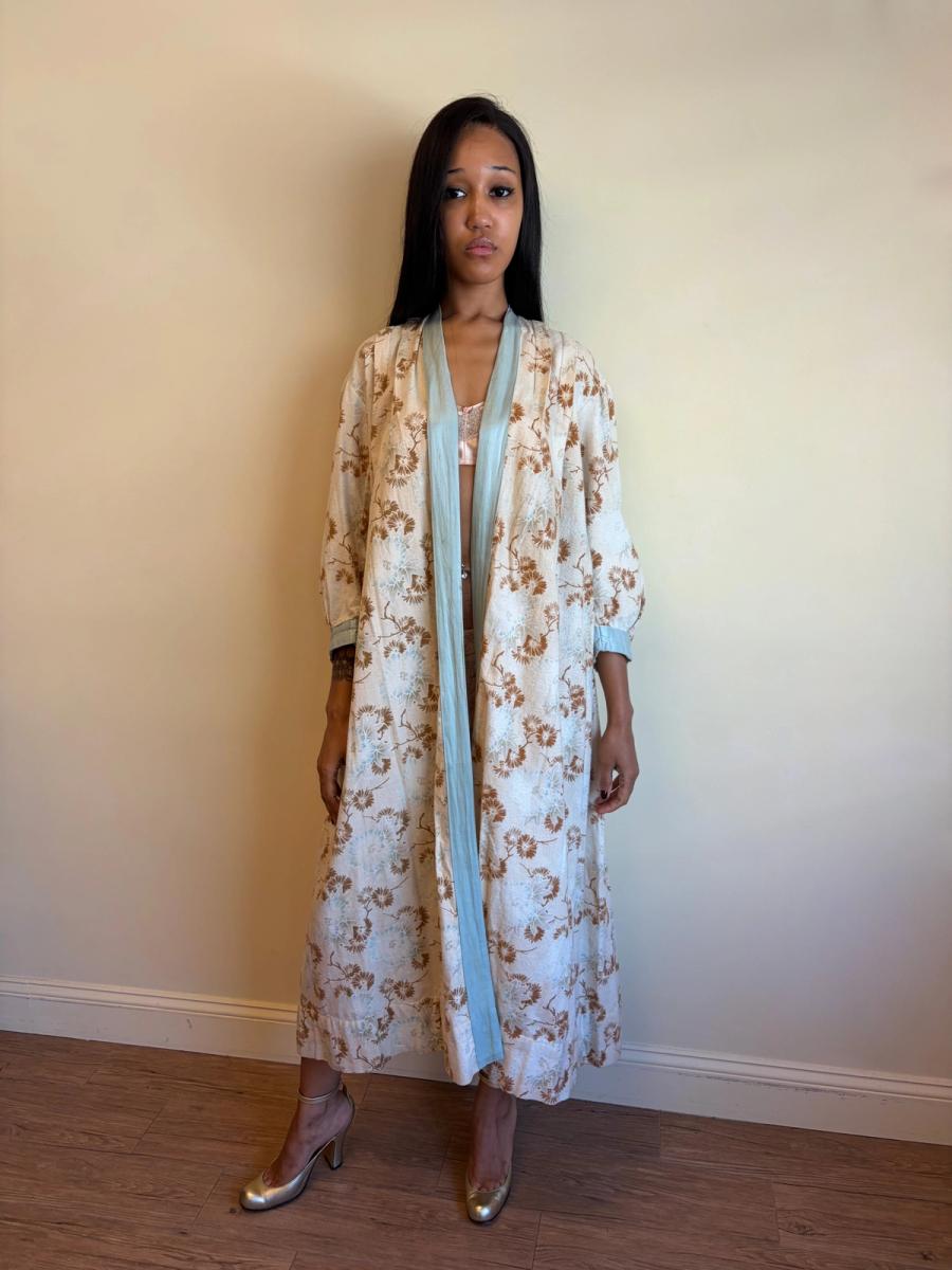 1890s or early 1900s Pastel Flannel Robe product image