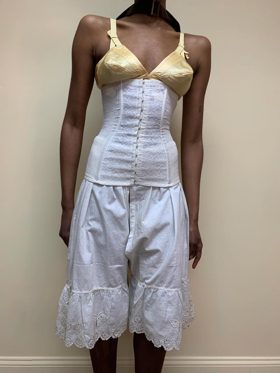 90s Dolce Gabbana Underbust Stretch Lace Corset product image