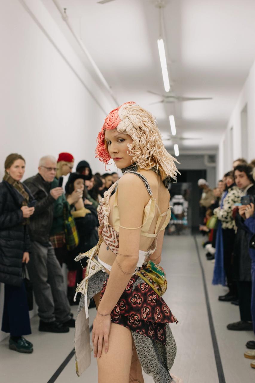 Collection 006 - SEZX look