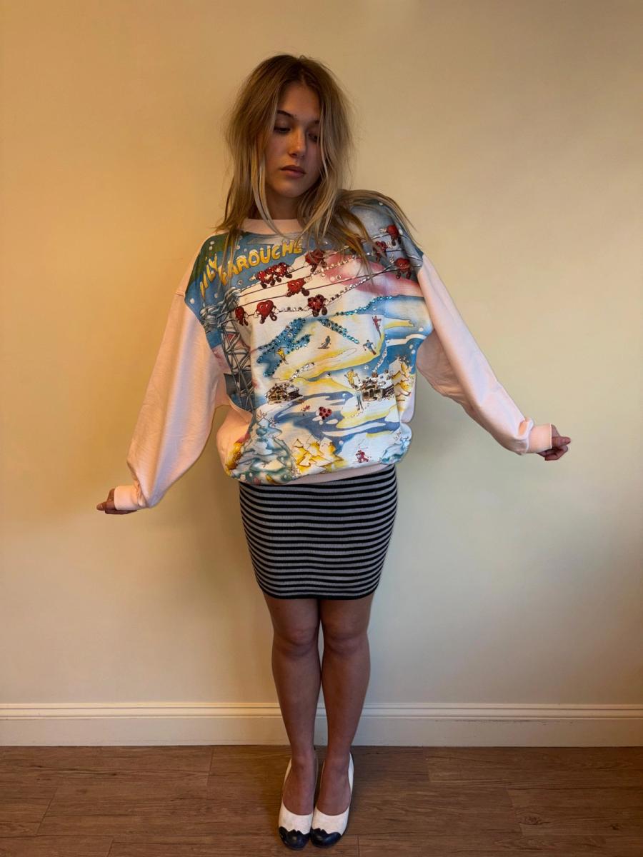 80s Lily Farouche Ski Slopes with Hearts Sweatshirt product image
