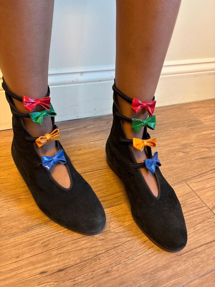 Maud Frizon Black Suede Bow Shoes product image