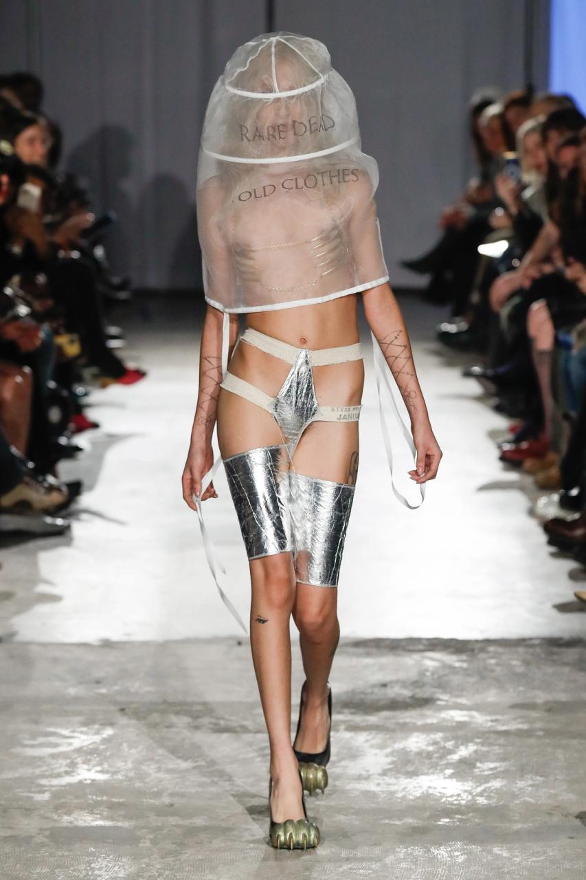 Collection 007 - ENFER look