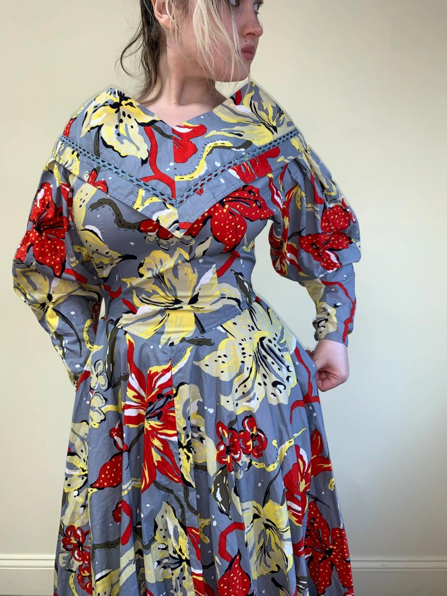 Takezo Tiger Lily Print Mutton Sleeve Dress  product image