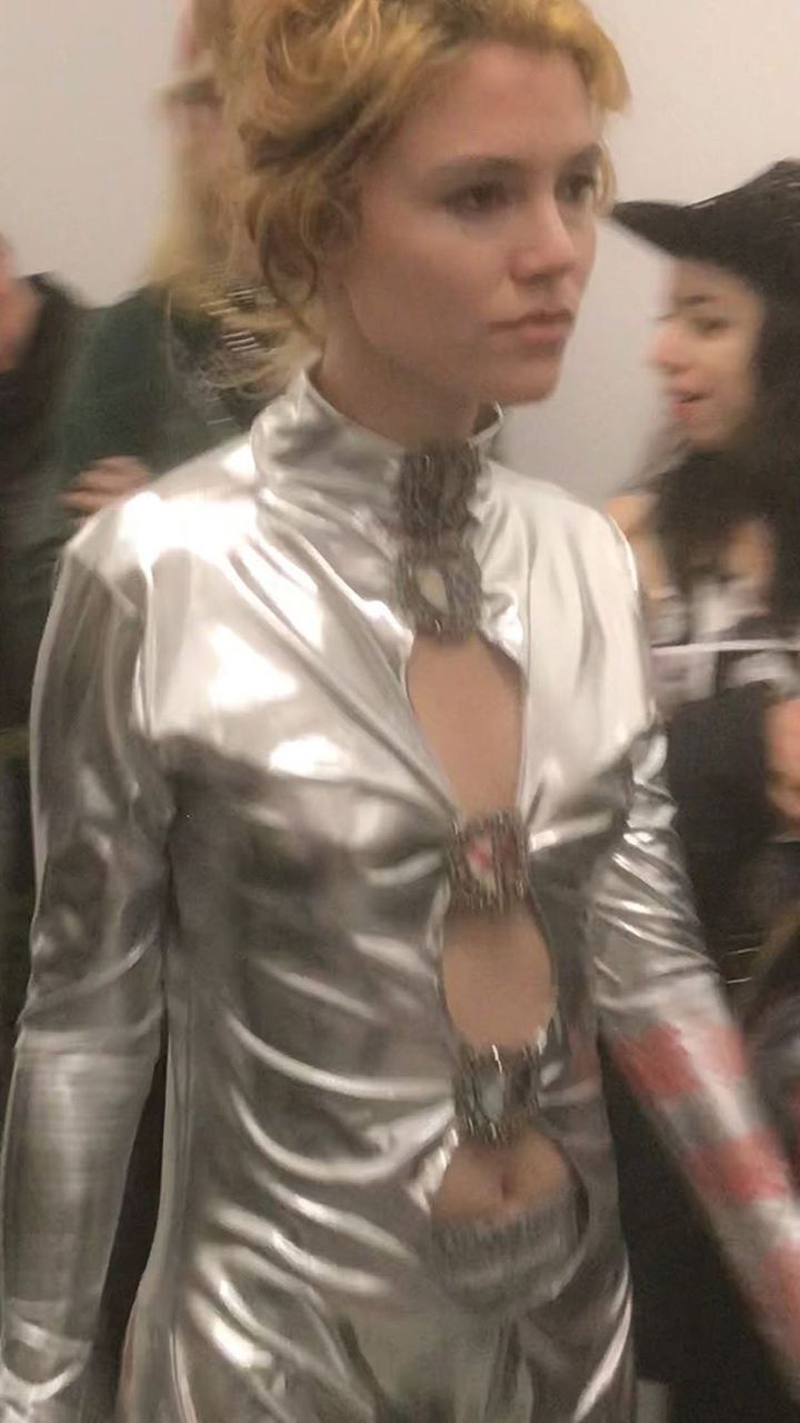 Collection 006 - SEZX look